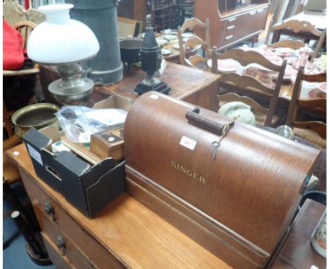A 1920S SINGER SEWING MACHINE, an oil lamp, an Indian brass pot, Sorrento Ware box and other items