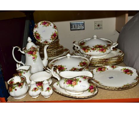 A ROYAL ALBERT OLD COUNTRY ROSES DINNER SERVICE, comprising sauce boat and stand, two bread and butter plates, salt and peppe