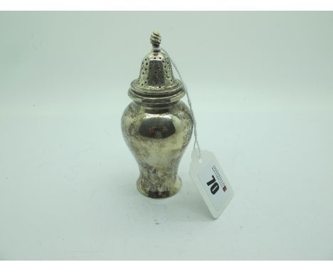 A Chester Hallmarked Silver Muffineer / Shaker, Edward John Haseler &amp; Noble Haseler, Chester 1912, of plain inverted balu