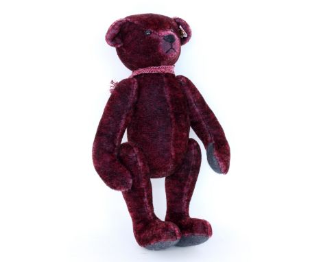 STEIFF TEDDYBÄR "BASCO"Rot gespritztes Fell. Limitierte Auflage 678/1500. L.31cm. Originalkarton.