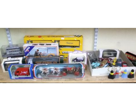 Collection of toys including a Marx junior bulldozer - battery operated, boxed, a Sotty Xylophone, Unda-Wunda diving submarin