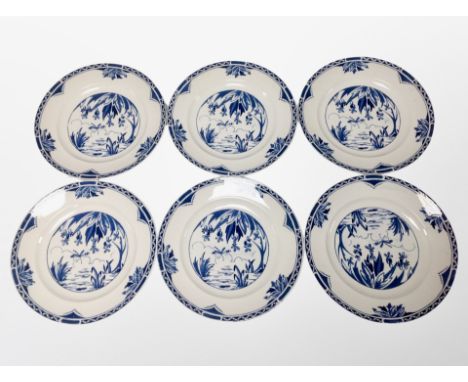 A set of six Palissy Nanking blue and white plates, diameter 25 cm 