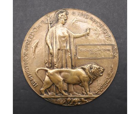 A FIRST WORLD WAR MEMORIAL PLAQUE TO THOMAS GARDENER BROWN. Thomas Gardiner Brown was the son of Thomas and Elizabeth Muir Br