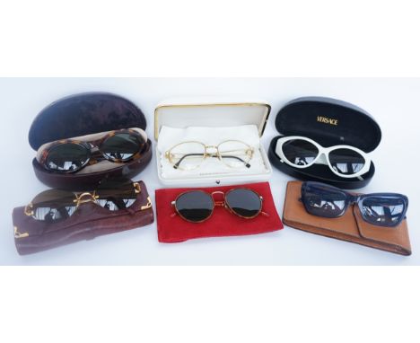 A COLLECTION OF DESIGNER SUNGLASSES, SPECTACLES AND CASES (12)To include sunglasses by Gucci, Cartier and Thierry Mugler, spe