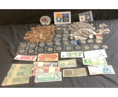 A collection of coins and banknotes, including, banknotes: UK 10/- Fforde, C45N unc. also £5 Gill WC64 A/unc; coins, UK crown