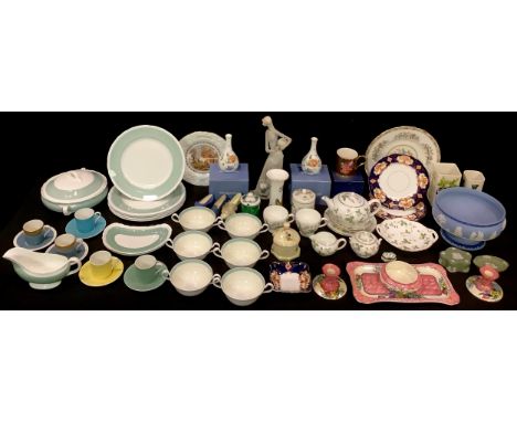 Ceramics - a Wedgwood Wild Strawberry tea for two, etc; a Maling pink lustre four piece dressing table set; a large Wedgwood 