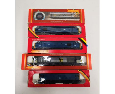 Five Hornby 00 gauge boxed locomotives&nbsp;to include 2 X R.751 B.R. loco Co-Co Diesel, R.327 BR Class 25 Diesel (green live