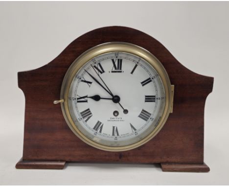 Smiths mahogany cased mantel clock, mid 20th century, with white enamel dial and black Roman numerals with sweeping seconds h