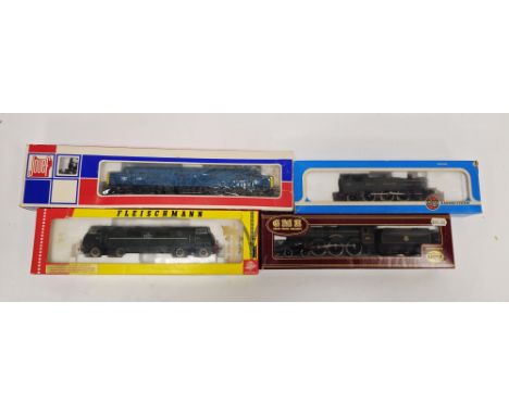 Four boxed 00 gauge locomotives to include Great Model Railways by Airfix 54125-5 BR 4-6-0 Castle class 'Pendennis Castle' st