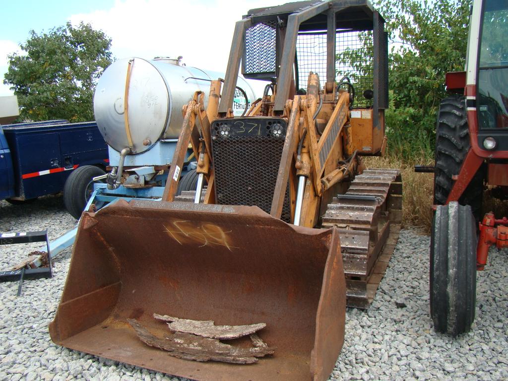 Case 450 track loader bull dozer