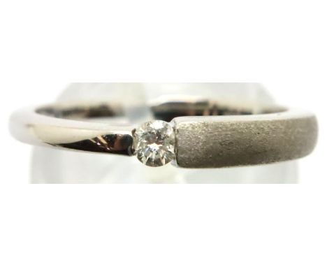 18ct white gold and diamond solitaire ring, size N, weight 3.1g. P&amp;P Group 1 (£14+VAT for the first lot and £1+VAT for su
