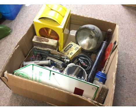 Box of vintage motoring items including lamps and mot learner instructors L plate for advertising. Postage category D