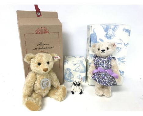 Boxed Steiff bears consisting of a Miniature Pedrolino bear, Violet and Teddy Bear with elephant stencil. Cat C postage