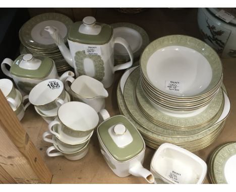 A Royal Doulton Sonnet pattern dinner and tea service
