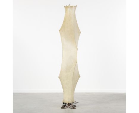 Tobia Scarpa (1935) A Floor Lamp 'Fantasma Piccolo', for Flos, Circa 1970.Metal and 'Cocoon' resin.(45 x 188 x 47 cm)Tobia Sc