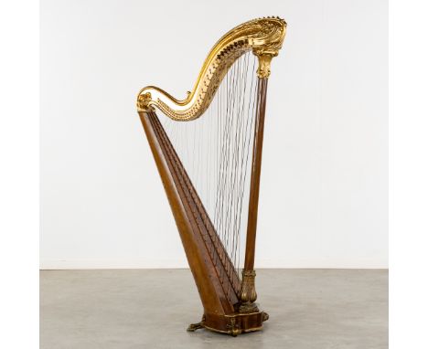 Pleyel, an antique Chromatic harp. Gilt metal and wood in Art Nouveau style. Circa 1900.Marked Harpe Système G. Lyon, for Gus