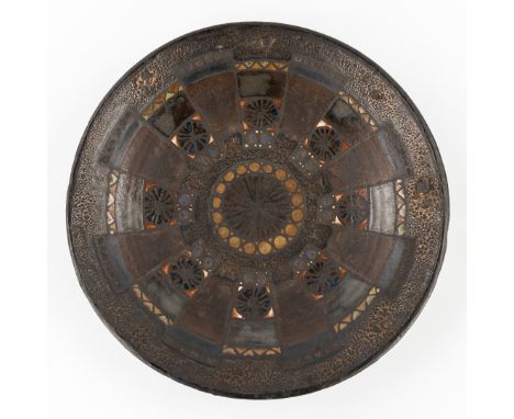 Rogier Vandeweghe (1923-2020) 'Bowl' for Amphora.Glazed ceramic for Amphora.Signed on the lower edge 'Amphora' and with signe