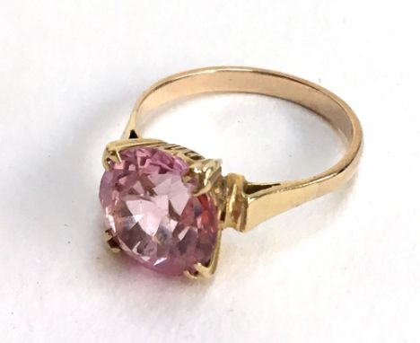 14ct (unmarked but tested) gold dress ring set with a pink tourmaline,3.5g gross weight, size N 