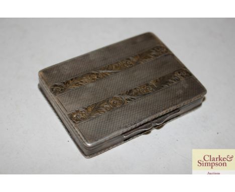 A white and yellow metal inlaid hinged snuff box