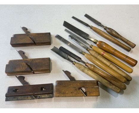 A selection of woodworkers chisels tools, Diamic, Staples, J W Smith etc. 