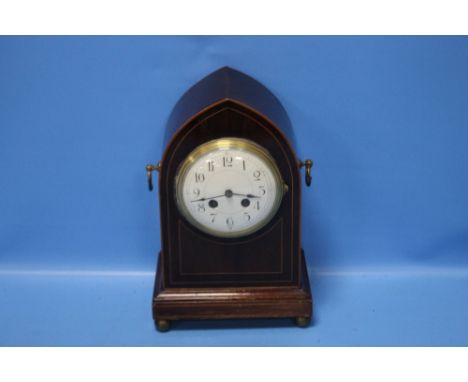 A MAHOGANY MANTEL CLOCK