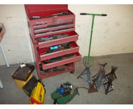 A STACKING MOBILE DRAWER TOOLBOX AND TOOLS