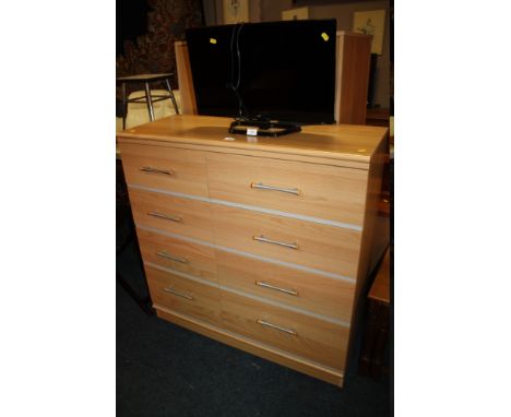 A MODERN LIGHT OAK MULTI DRAWER CHEST W- 102 CM X D- 42 CM X H-106 CM
