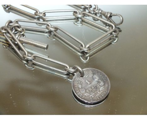 A VINTAGE T BAR POCKET WATCH CHAIN 