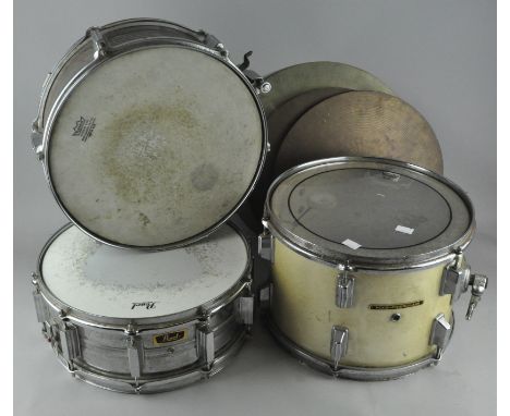 Mixed musical items, Two Pearl drums, another snare drum, three cymbals and a Lindaco Voice projector set 2515