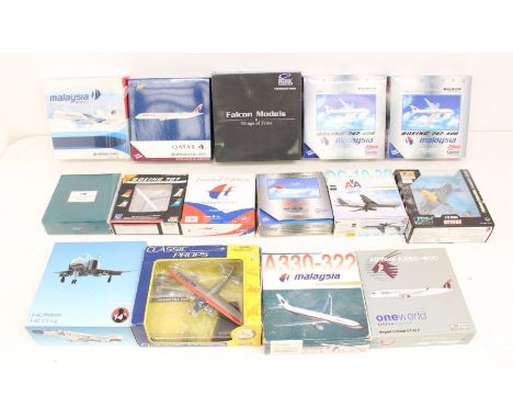 Diecast: A collection of fifteen assorted diecast aircraft vehicles to include: Gemini Jets, Easy Model, and others. One Gemi