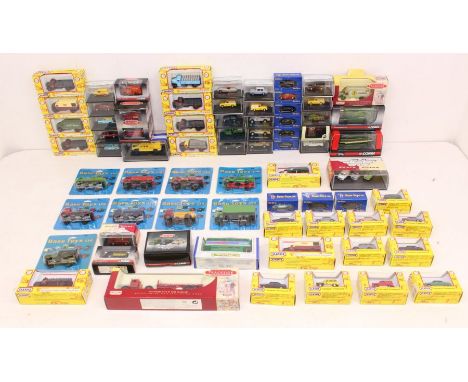 Diecast: A collection of assorted boxed diecast vehicles to include: Trackside, Base Toys, Oxford Railway Scale and others. G