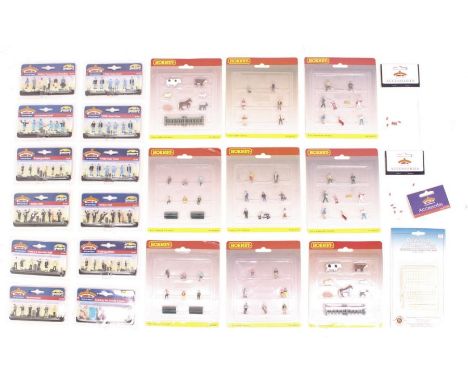 Model Railway: A collection of assorted carded OO Gauge Bachmann and Hornby trackside figures to include: Bachmann: Station S