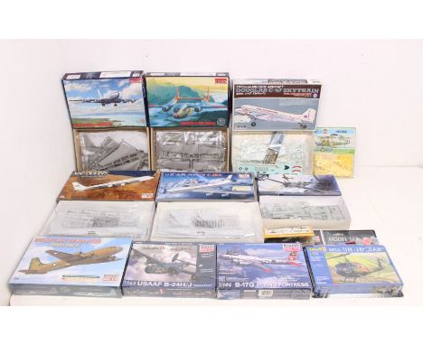 Model Kits: A collection of twelve assorted boxed model aircraft kits to include: Revell, Minicraft, Airfix, Roden and others