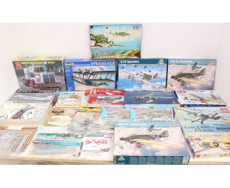 Diecast: A collection of assorted boxed model aircraft to include: Italeri, Airfix, Novo and others. Appear in unmade and gen