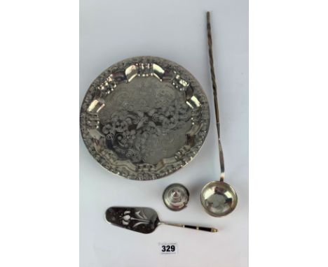 Plated &amp; silver ware - embossed tray on feet 9.5" diameter, toddy spoon, slice with enamel handle, silver snuffer (damage