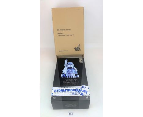 Hot Toys Star Wars figure - Storm Trooper (Porcelain Pattern Version) MMS401 1:6 scale SW4 ST (PP) in original packaging and 