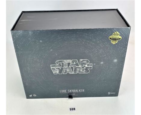 Sideshow Exclusive Star Wars figure - Luke Skywalker Bespin Outfit, DX07  1:6 scale in box