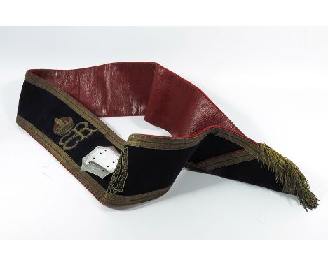 The Royal Fusiliers City of London Regiment sash, worn by Drum Majors or Regimental Lead Tipper for Edward VIII, black facing