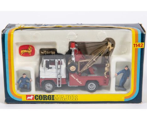 A Corgi Major Holmes Wrecker truck (1142). With red and white body, gold booms and 2x figures. Boxed, some wear/damage. Conte