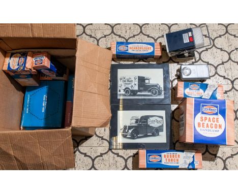 15x vintage Ever Ready Torches, etc and related items. Including; A Motorist's Handlamp. A Space Beacon Handlamp. A Space Bea