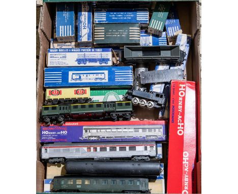 35+ French Hornby ACHO HO gauge model railway. Including; 2x locomotives; an SNCF Bo-Bo pantograph electric loco, BB16009, in