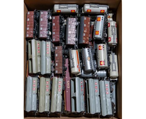 A quantity of OO gauge Freight Rolling Stock. Including Shell BP High Capacity Bogie Tank Wagons. Gulf Tank Wagons. BEV Steel