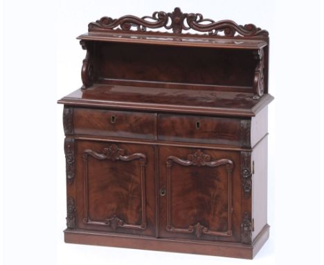 Good quality Victorian Mahogany miniature or apprentice Chiffonier, the back with single shelf with scrolled supports, the bo