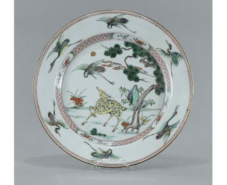 'Famille verte'-Rundplatte mit RehdekorCHINA, Kangxi-PeriodeD. 34,5 cmAlte Süddeutsche Privatsammlung, vor 2007 gesammelt