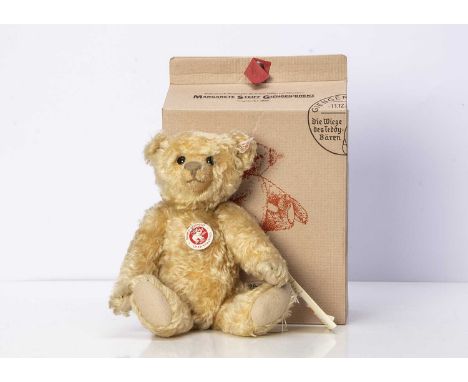 A Steiff limited edition Classic  teddy bear,  4314 for the year 2004, in original box with tag certificate