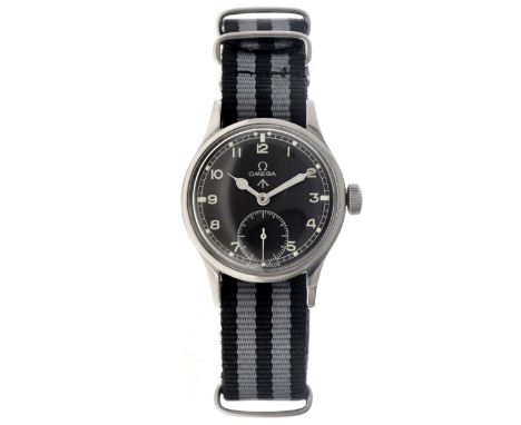 Omega Dirty Dozen ‘WWW British Military’ 10678971 - Men's watch - approx. 1945. Case: steel - strap: textile (Nato) - manual 