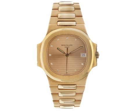 Patek Philippe Nautilus 3800/1J - Men's watch. Case: yellow gold (18K.) - bracelet: yellow gold (18K.) - automatic - Patek Ph
