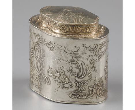 Tea caddy, Gebrüder Dingeldein, Hanau ca. 1930, silver. Beautiful tea caddy with rich decorations. Germany, Hanau, Gebrüder D