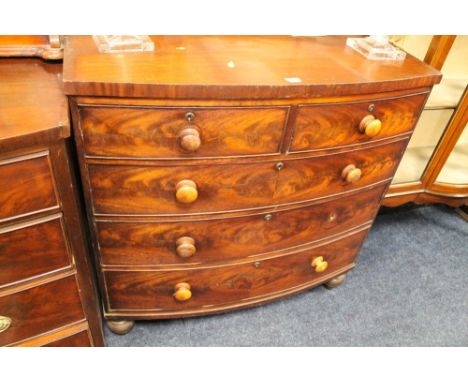 A 19TH CENTURY MAHOGANY BOW FRONTED CHEST OF FIVE DRAWERS