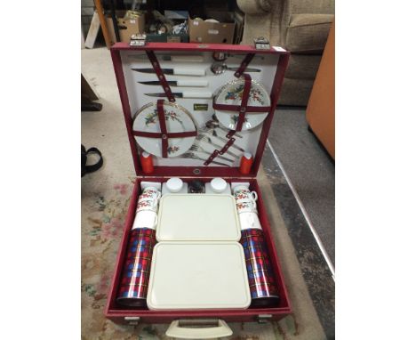 A VINTAGE BREXTON PICNIC HAMPER 